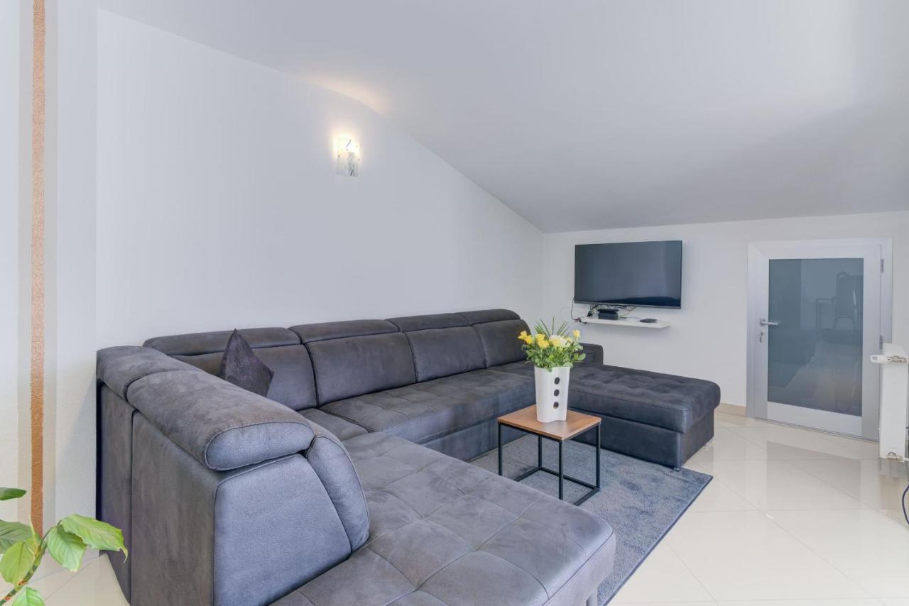 Apartment Cosic Green Klenovica Exterior foto
